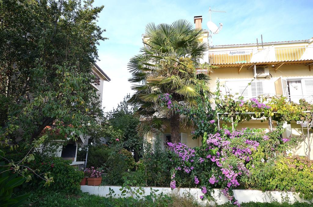 Apartments Miriam Srima Vodice Exteriér fotografie