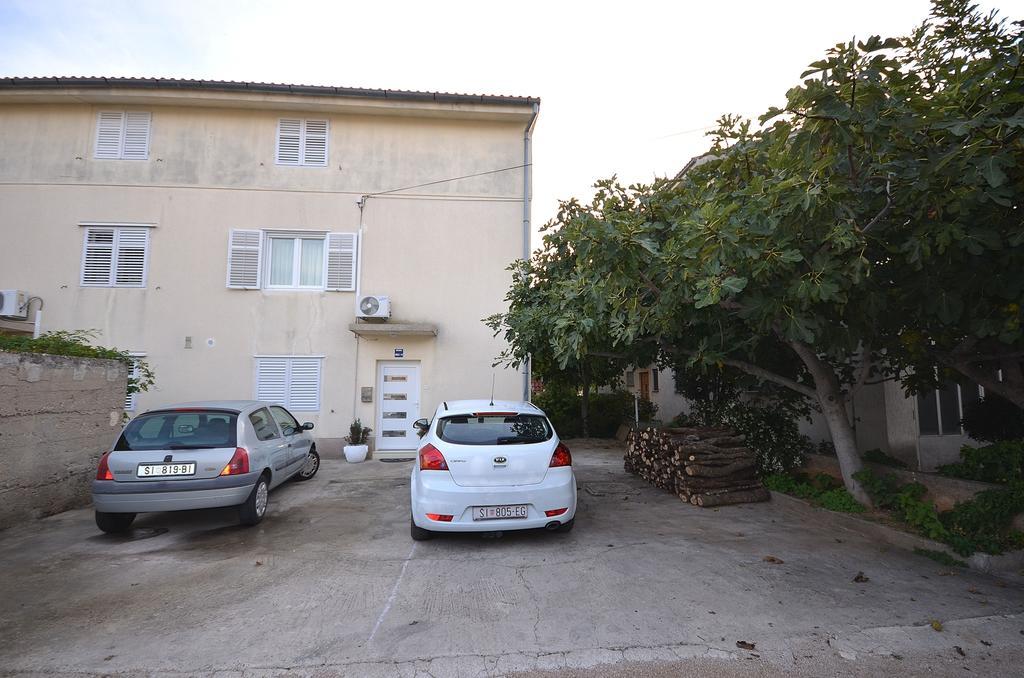 Apartments Miriam Srima Vodice Exteriér fotografie
